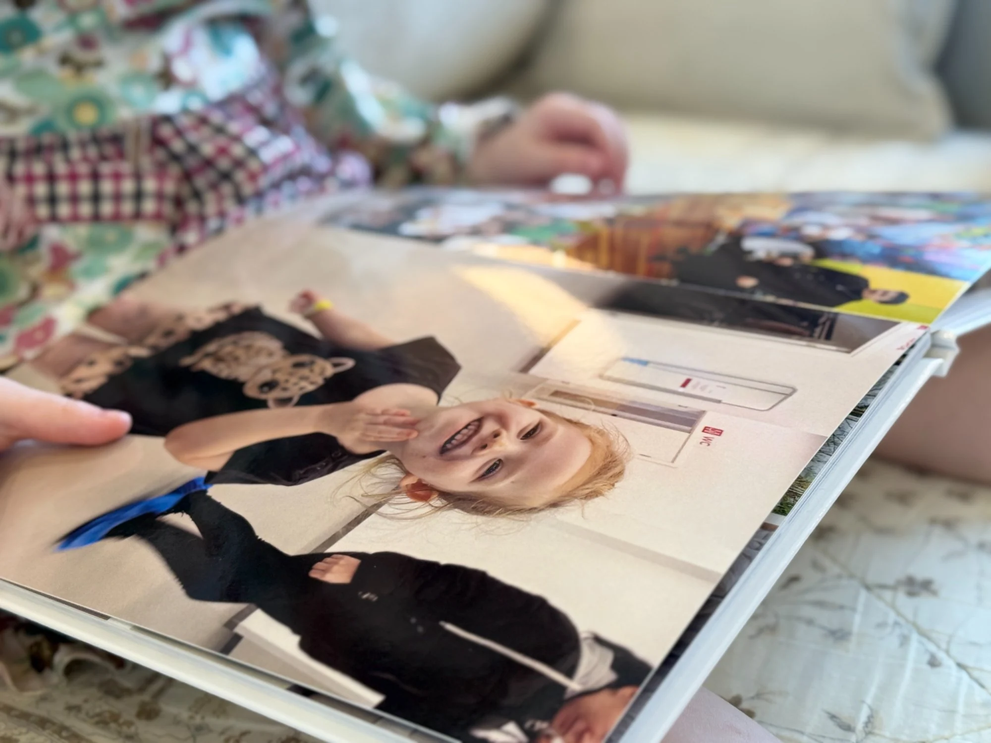 Детская фотокнига детский сад — разворот с воспоминаниями